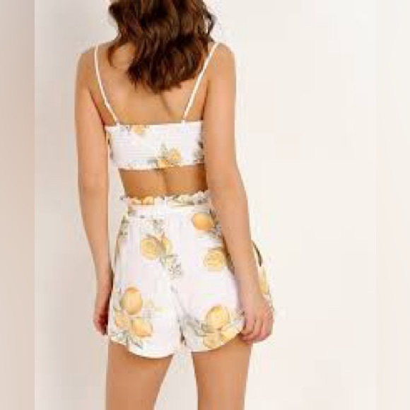 Lemonade shorts set top size L and shorts size M - Picture 3 of 9